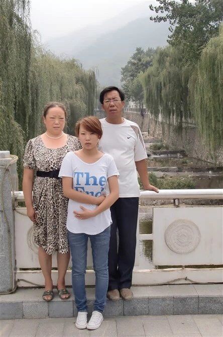 1493781520229545DzI8.jpg 王震楠2.jpg