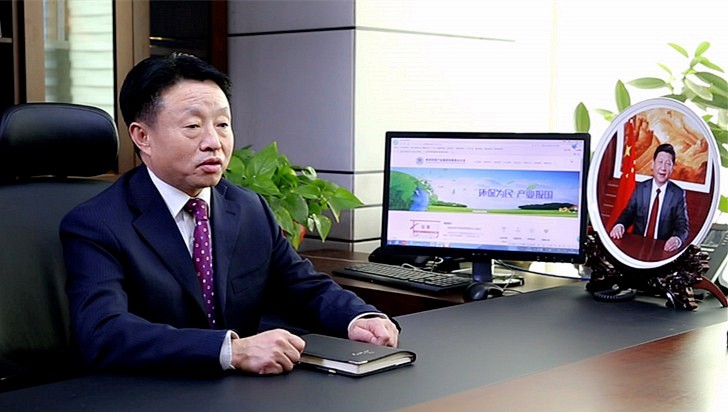 陜西省人大常委會(huì)環(huán)資工委副主任、陜西環(huán)保集團(tuán)董事長(zhǎng)、黨委書(shū)記  熊良虎.jpg