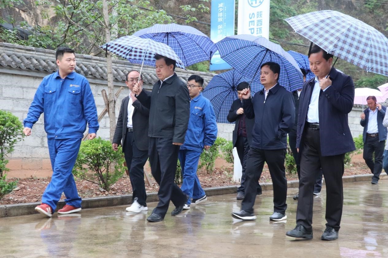 1556528570225710Kk4z.jpg 1.jpg