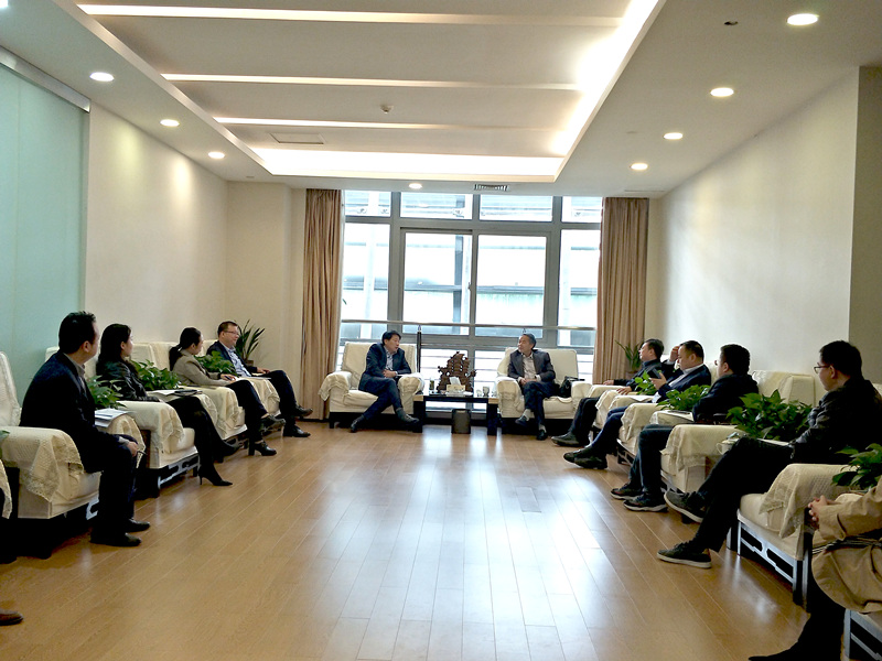 15717036917954211GdL.jpg 20191021通訊稿-顏昊帶隊(duì)拜會(huì)西安國際港務(wù)區(qū)管委會(huì)主任孫藝民2.jpg