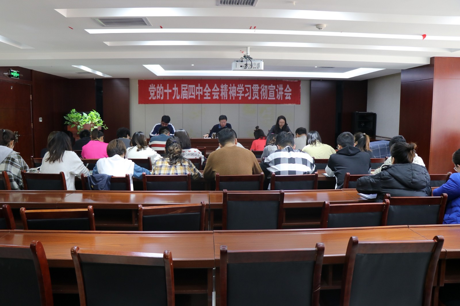 1576715401200164Z28t.jpg 圖稿.JPG