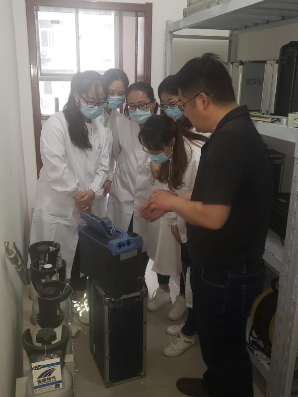 監(jiān)測中心發(fā)揮技術(shù)優(yōu)勢開展對外技術(shù)培訓(xùn)指導(dǎo).jpg