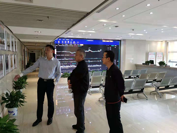 1636336969783322igtq.jpg 投資公司赴湖北碳排放權(quán)交易中心調(diào)研_副本.jpg