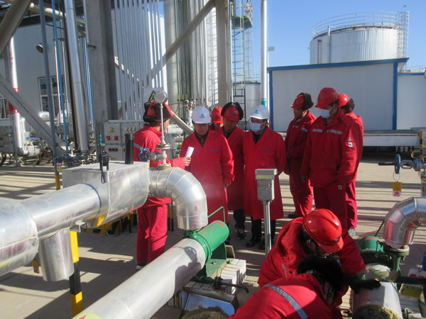 1637888396112979kKkD.jpg 榆林分公司多措并舉確保項(xiàng)目“溫暖”過冬_副本.jpg