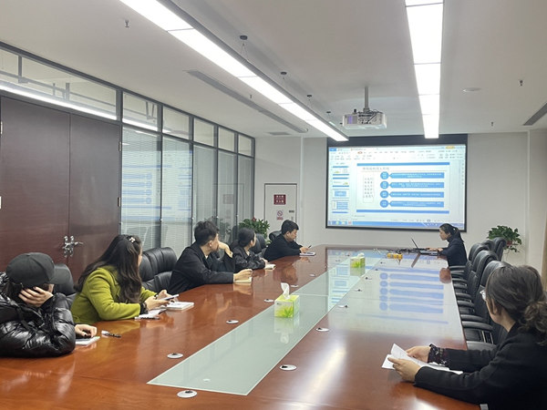 1639537283303257Byuu.jpg 智信公司組織開展新員工入職培訓(xùn)_副本.jpg