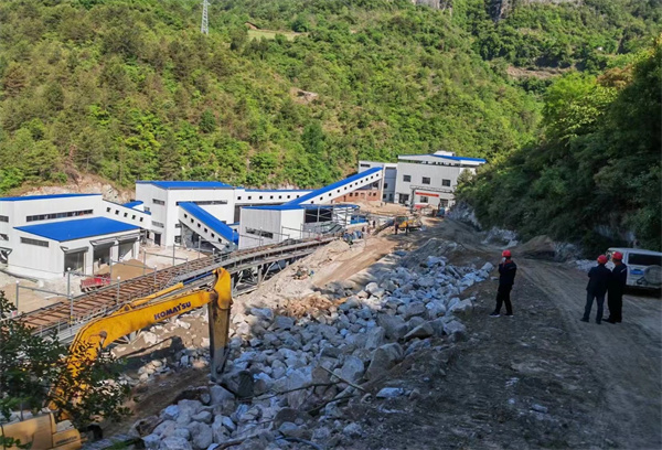 1651719129133962o3AB.jpg 五一生產(chǎn)1.jpg