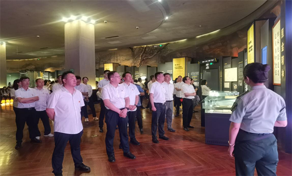 1688355503289254Pzwc.png 秦邦公司組織開展紀律教育學(xué)習(xí)宣傳月系列活動4.png